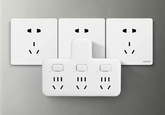 谁说不同场景要配不同插座？一个米兰·(milan)官方网站体育插座转换器就搞定